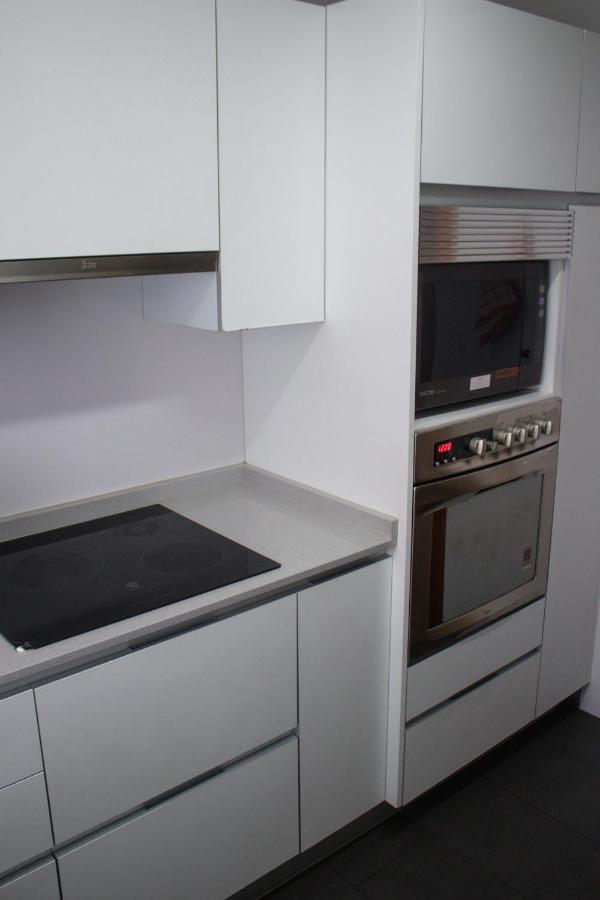 Residencia 12 Octubre Bed & Breakfast Madrid Exterior photo